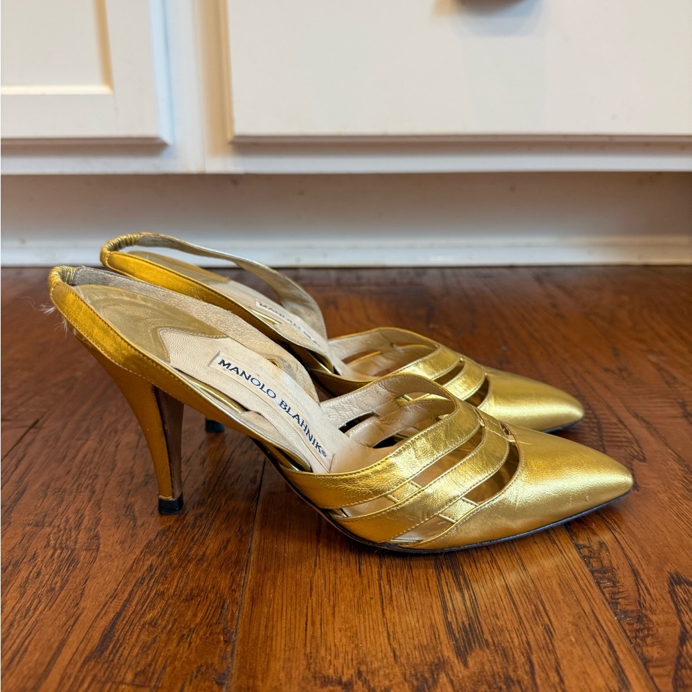 Manolo Blahnik Gold Slingback Heels - Picture 2 of 5